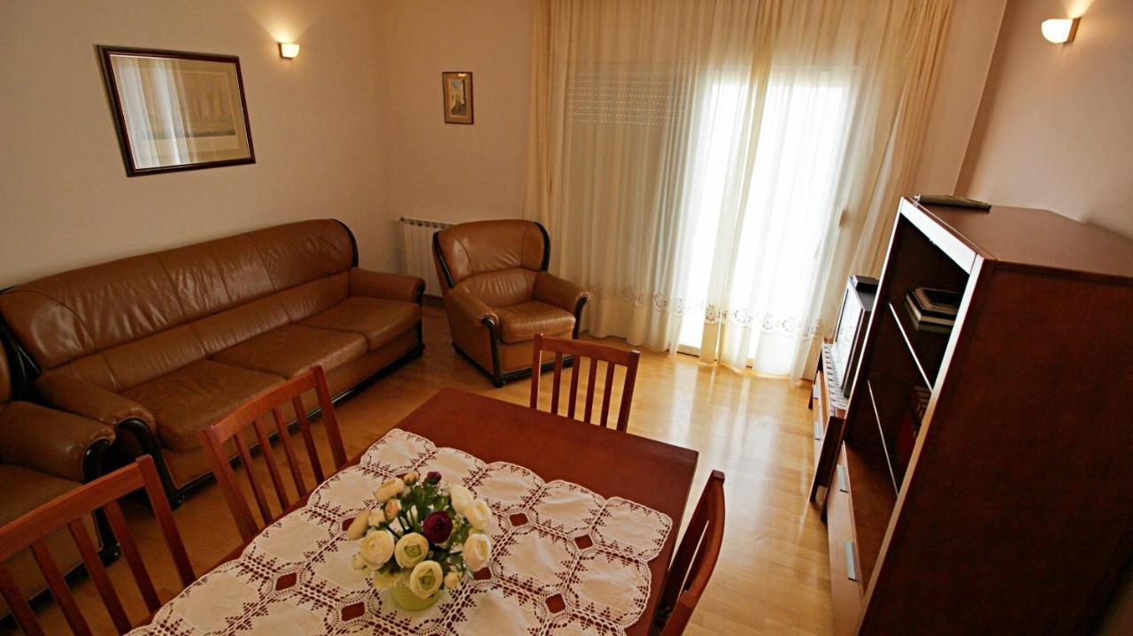 Apartment Ora Omiš Esterno foto