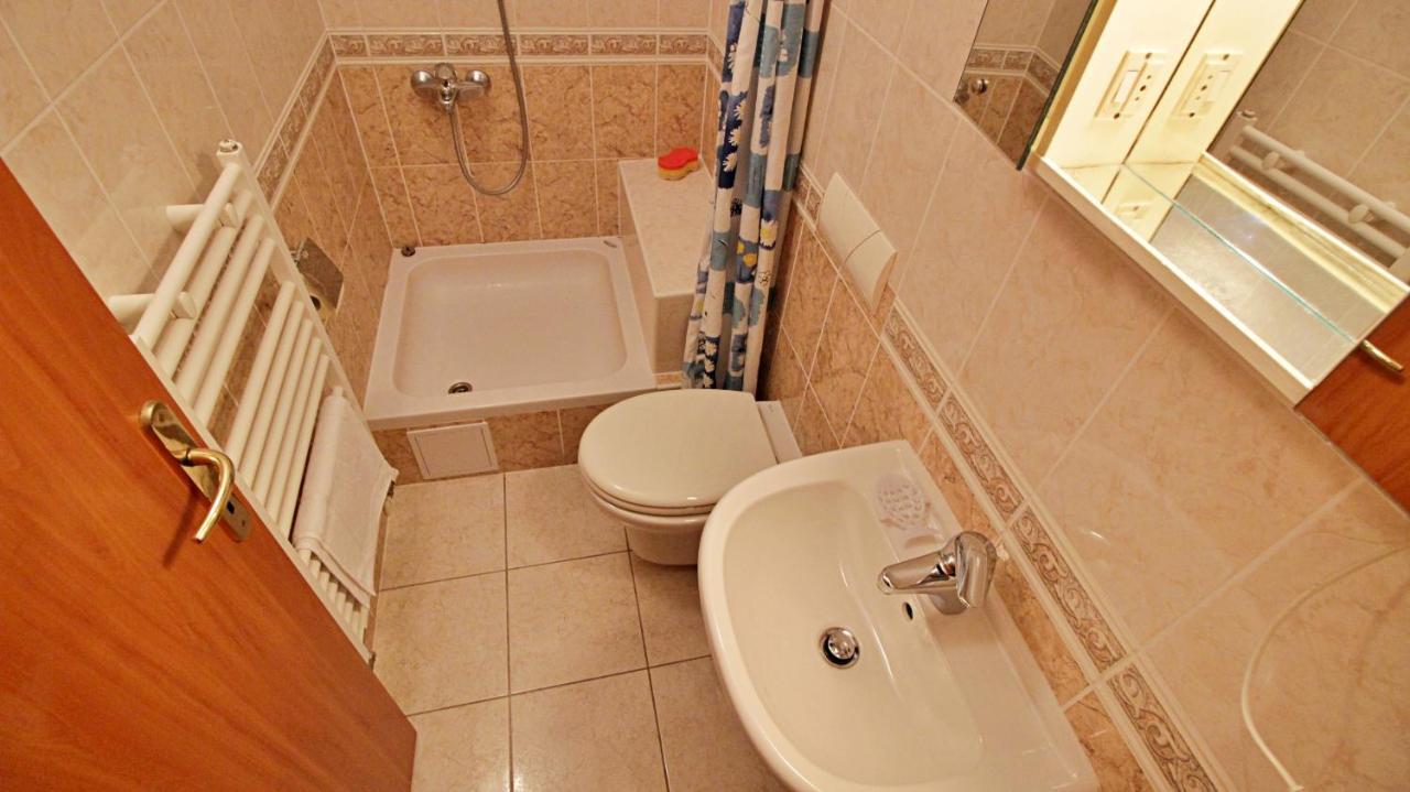 Apartment Ora Omiš Esterno foto