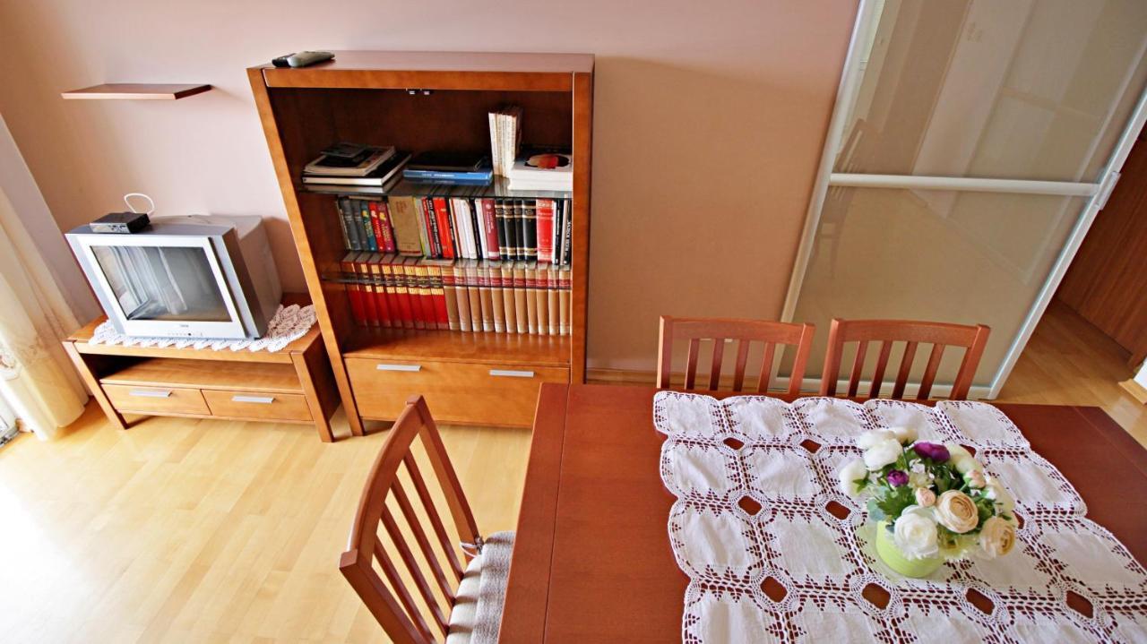 Apartment Ora Omiš Esterno foto