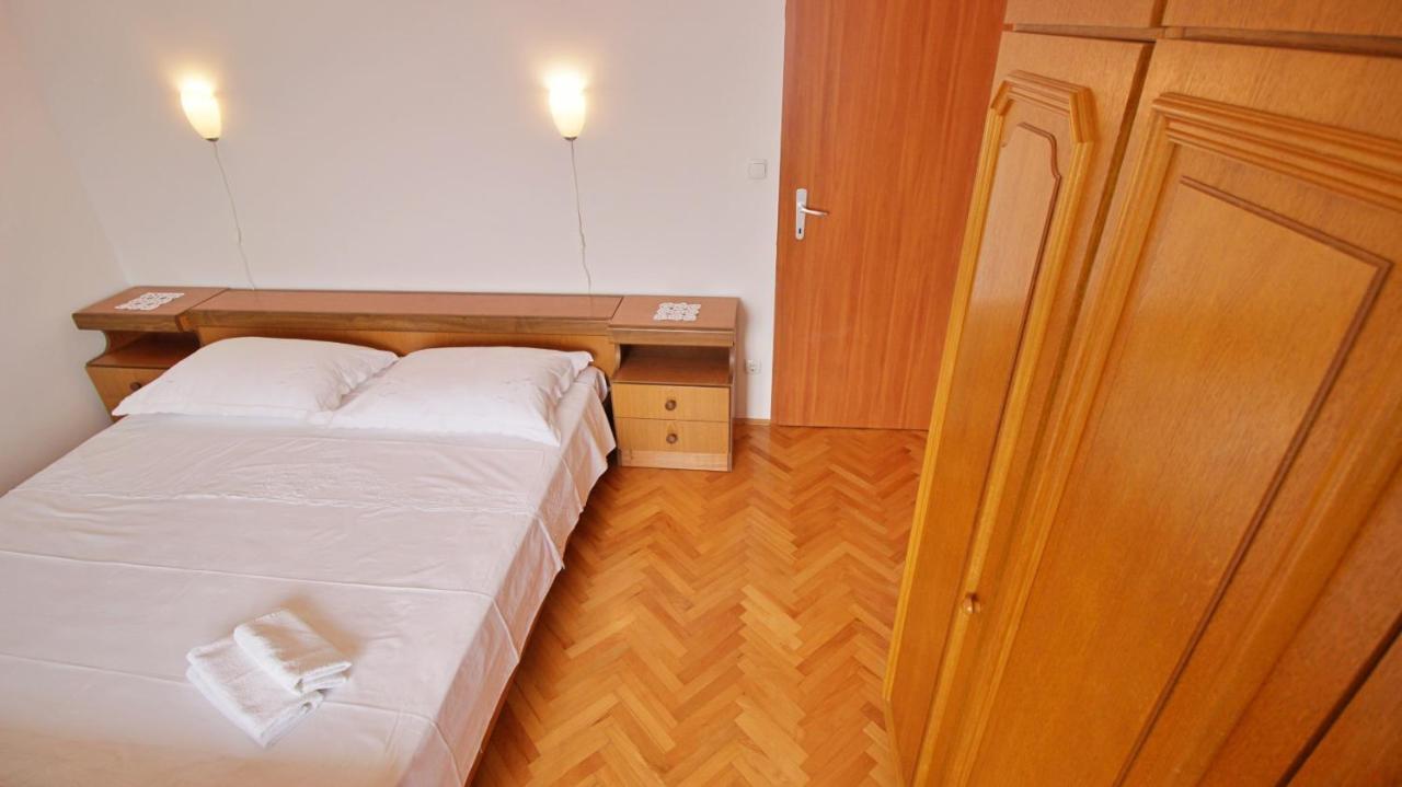 Apartment Ora Omiš Esterno foto